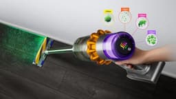 Dyson V15S - En action